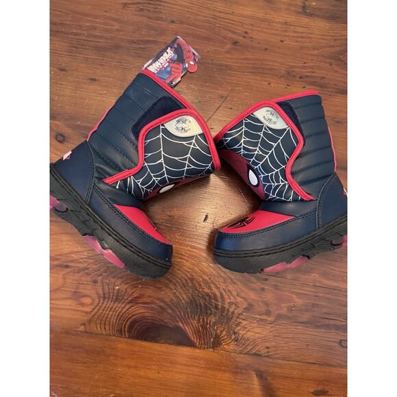 MARVEL SPIDER-MAN Winter Boots Little Kids Size 8 K, Multi Color Light Up NEW - Picture 1 of 14